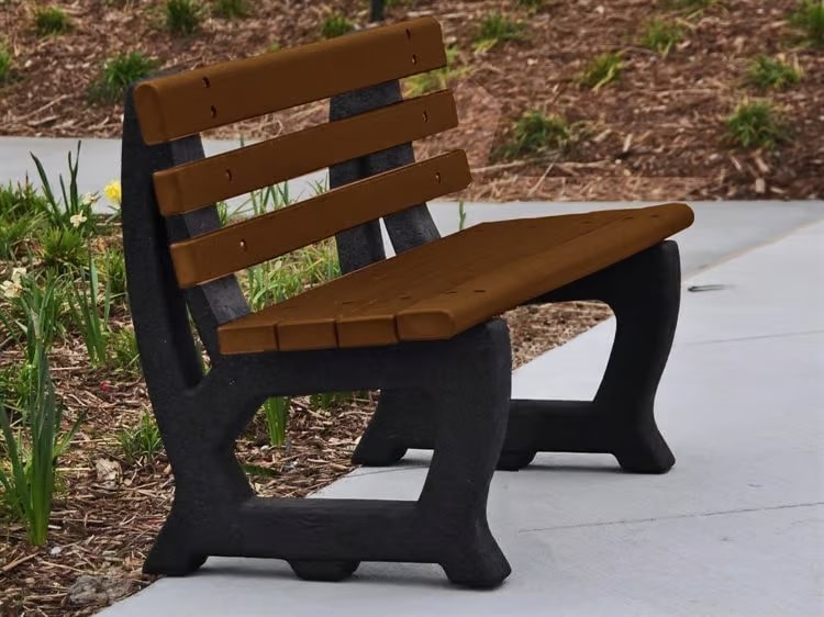 Frog Furnishings Brown 4' Recycled Plastic Brooklyn Garden Bench Environmental Park Photo