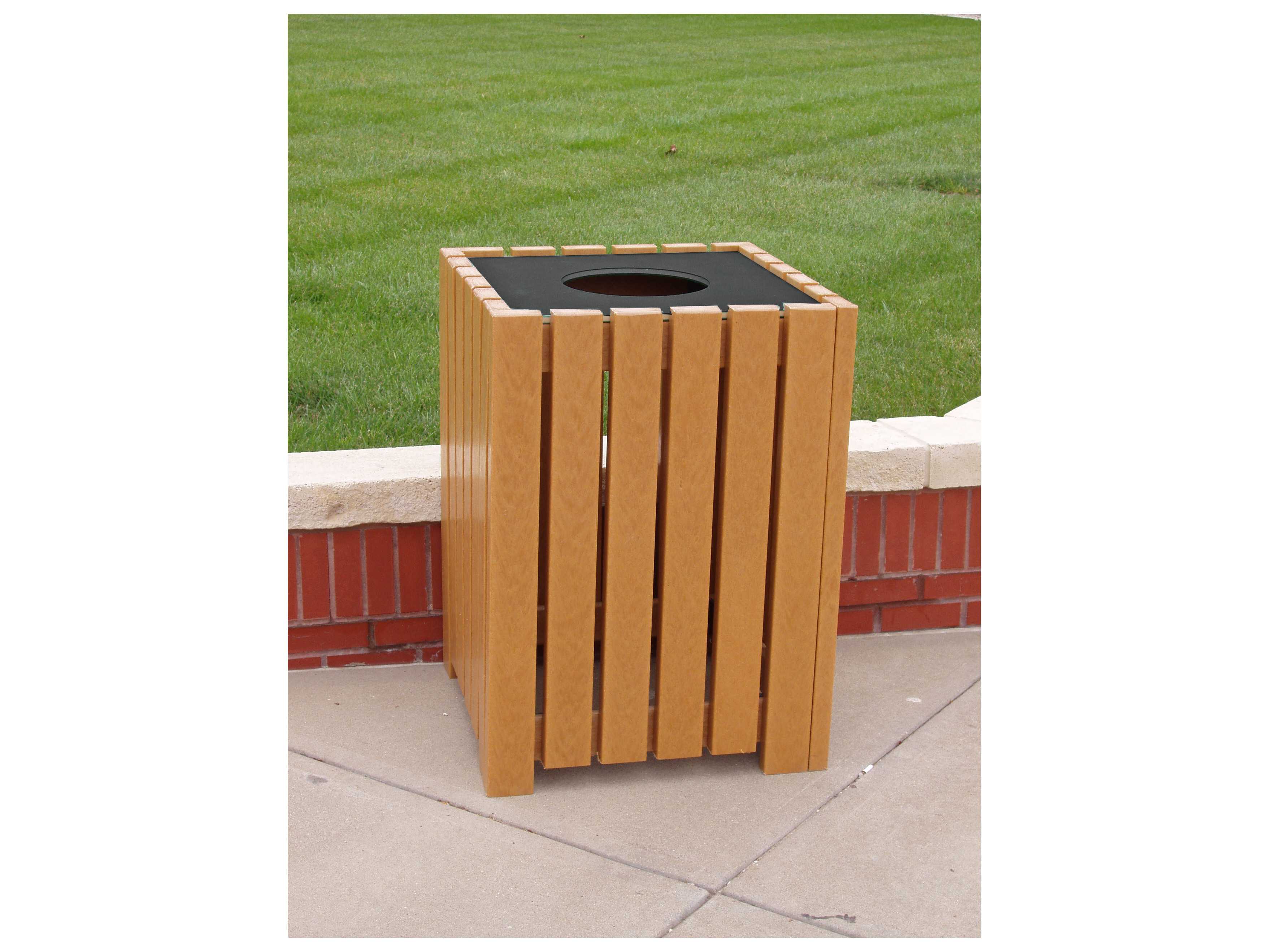 Frog Furnishings 32 Gallon Cedar Square Receptacle Environmental Photo
