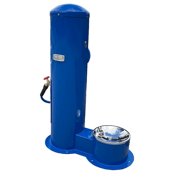 Willoughby Outdoor Pet Drinking Fountain Premium Unit Studio Image 